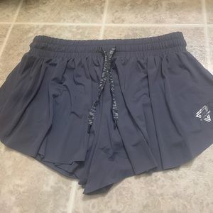 Keiki Kona Grey 2-in-1 Flowy Fitness Shorts